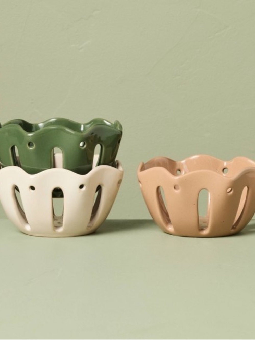 HEARTH & HAND NEW 3pc Stoneware Wavy Edge Mini Berry Serving Bowls